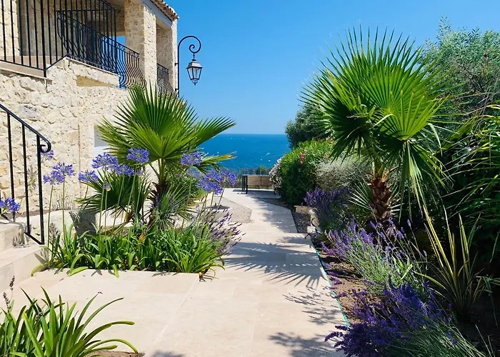 Grand Baie * Saint-Raphael (Var)